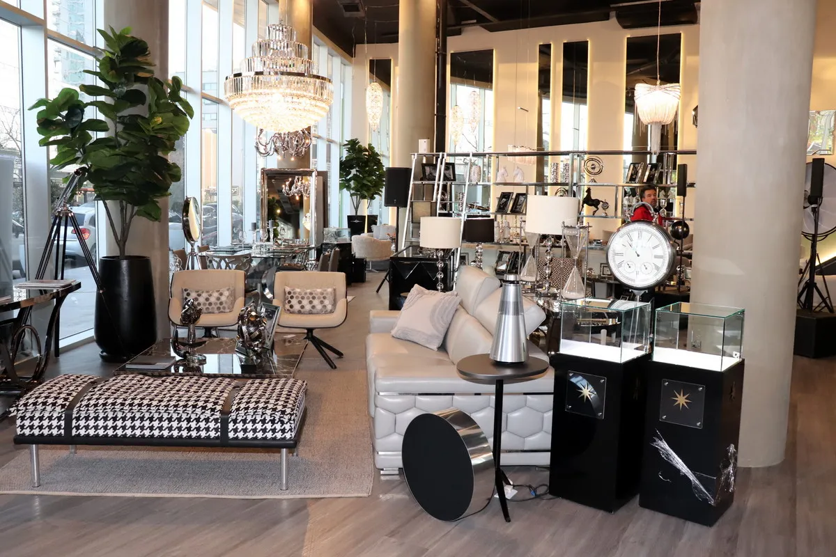 Bang & Olufsen presentó su primer espacio de venta en Argentina, ubicado en el showroom de Wilson Tobal